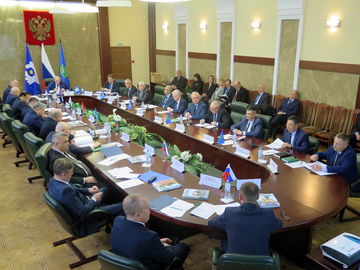 Рабочие моменты служебного совещания по подведению итогов деятельности КС СКПВ