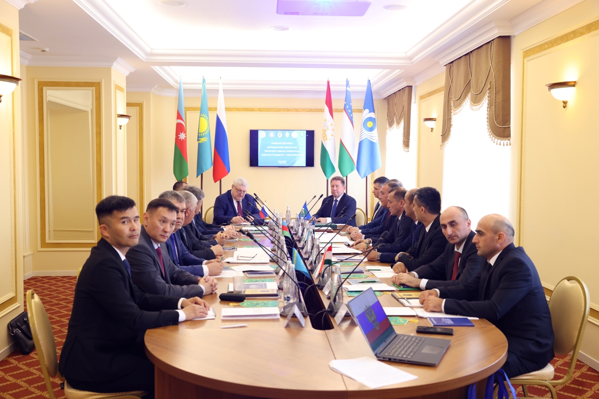 Участники рабочей встречи