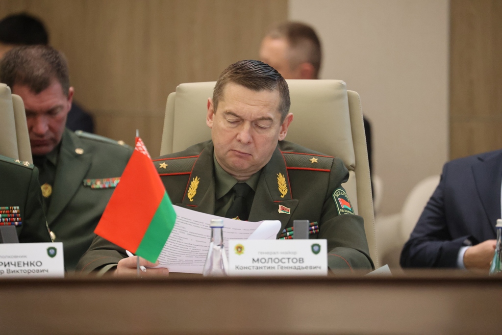 Председатель Государственного пограничного комитета генерал-майор Молостов К. Г.