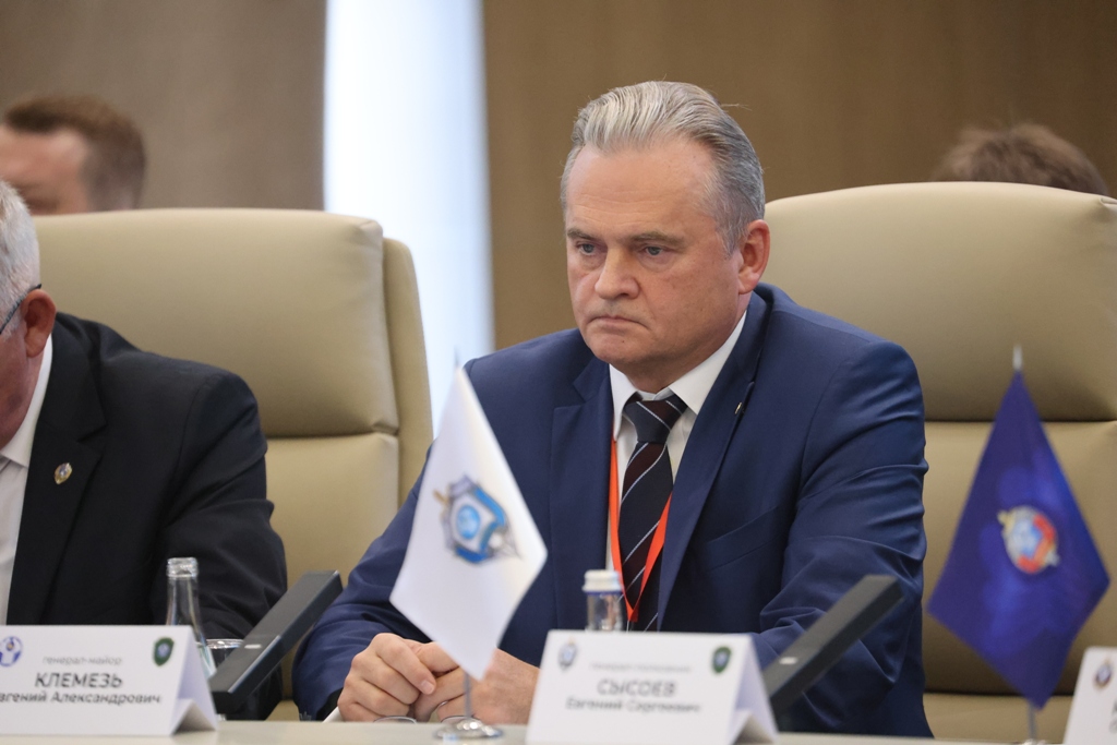 Директор департамента по сотрудничеству в сфере безопасности Исполкома СНГ Клемезь Е.А.